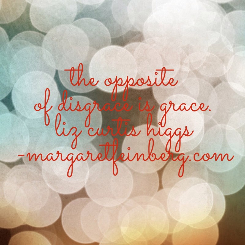 Win a Copy of Women of Christmas (Plus an Interview with @LizCurtisHiggs) @WaterBrookPress